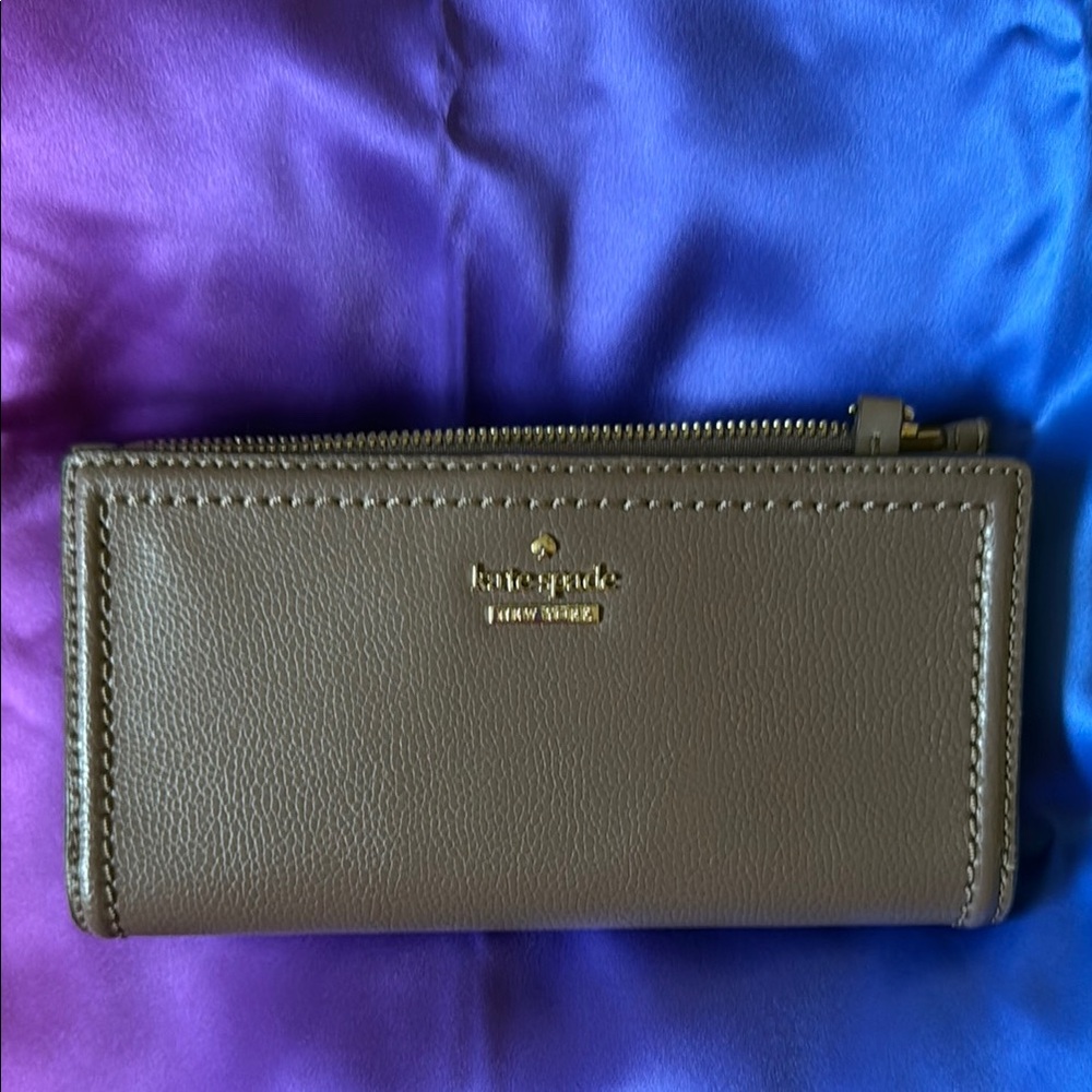 Kate Spade Patterson Drive Taupe Leather Wallet Check book holder